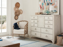 THE ESCAPE DRESSING CHEST